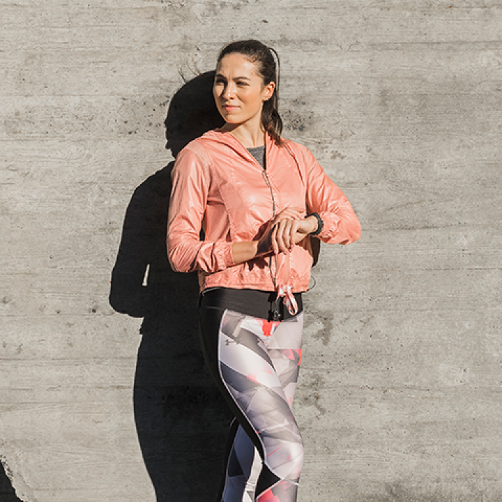 How to Style Athleisure for a Casual Yet Chic Look